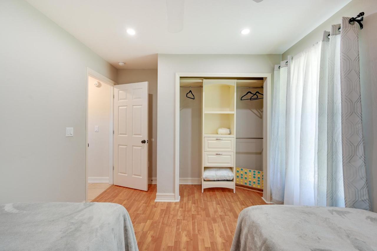 Pet-Friendly Naples Vacation Rental With Fire Pit! Екстер'єр фото
